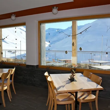 Hotel Turtschi *